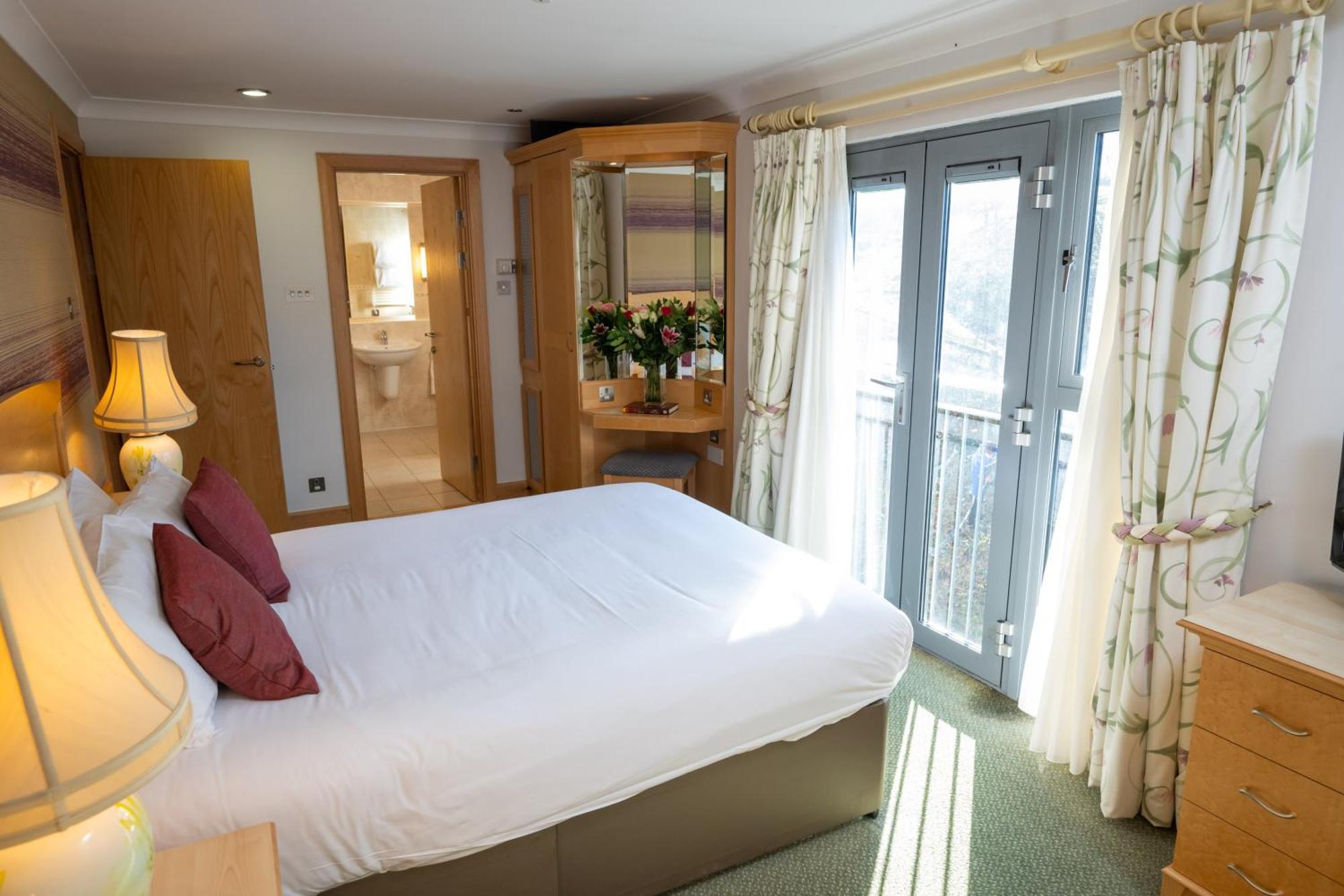 Hellidon Lakes Hotel Дейвънтри Екстериор снимка